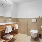 Hotell Bad Neunbrunnen Am Waldsee Maishofen