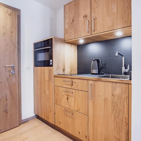 Bad Neunbrunnen Am Waldsee * Maishofen