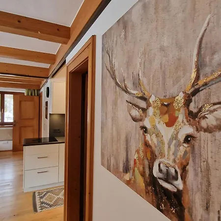 Bad Neunbrunnen Am Waldsee - Non Halal Hotel Maishofen