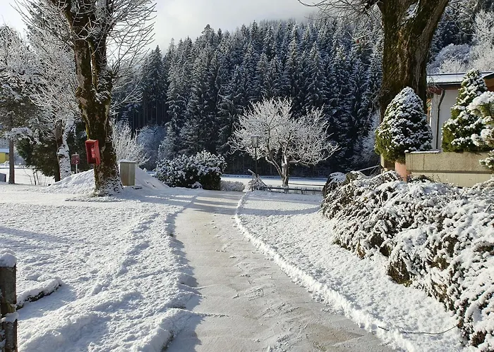 Hotel Bad Neunbrunnen Am Waldsee Maishofen
